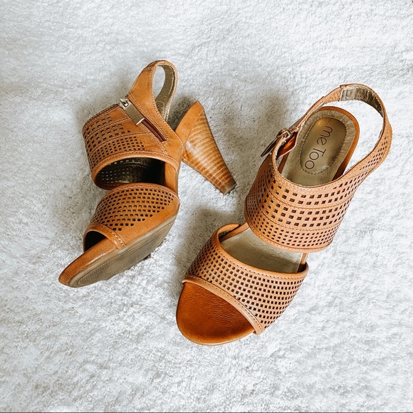 me too Shoes - Me Too Brown Leather Sandals